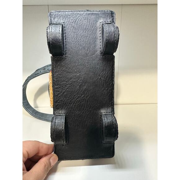 Mary Frances TACO 🌮 TRUCK Handbag. Unique and Rare! - Picture 10 of 10